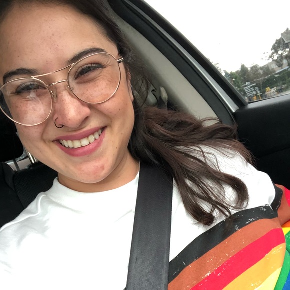 Meet your Posher, Dora - Picture 1 of 2